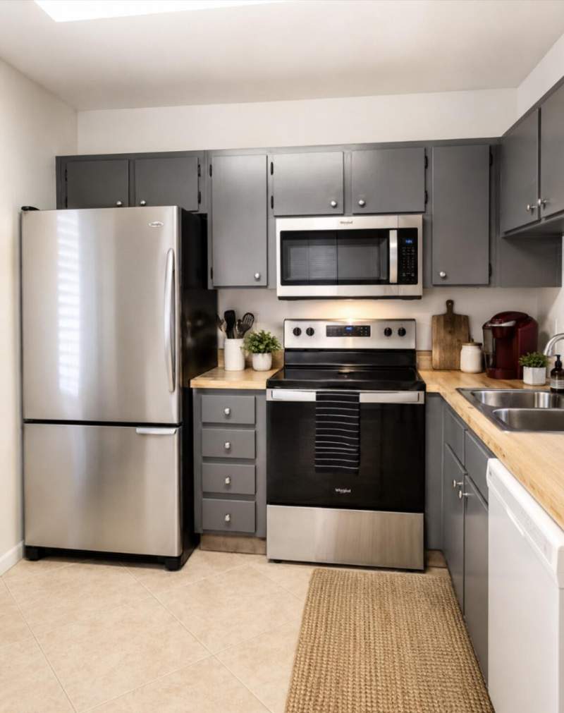 2 bedroom Condominium at 5501 Lakeside Drive #207, Viewpointe Condo, Margate — photo 3