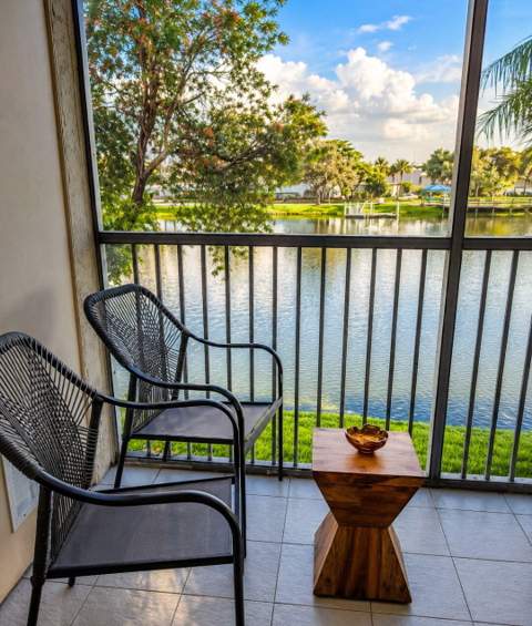 5501 Lakeside Drive #207, Margate FL - photo 7 of 33