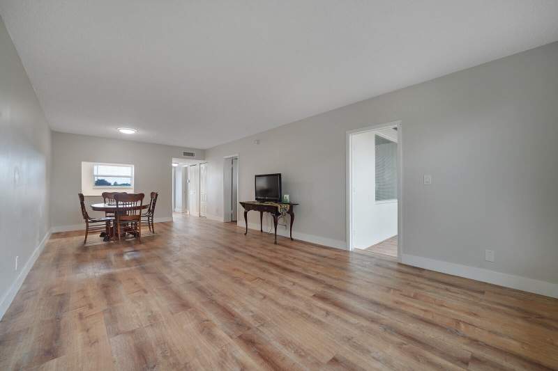 1 bedroom Condominium at 6005 Del Lago Circle #311, Water Bridge 6 Condo, Sunrise — photo 3