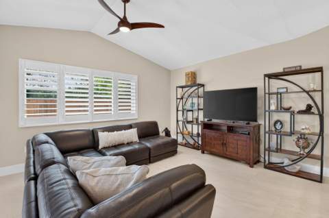 5606 Aspen Ridge Circle, Delray Beach FL - photo 9 of 36