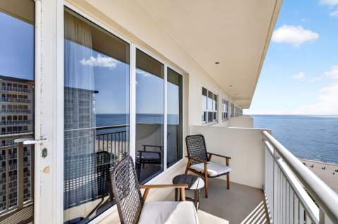 133 N Pompano Beach Boulevard #Apt. Ph-5, Pompano Beach FL - photo 24 of 49