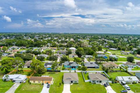 1811 SE Sandia Drive, Port St. Lucie FL - photo 7 of 50