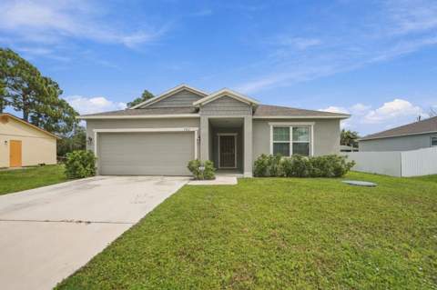 1811 SE Sandia Drive, Port St. Lucie FL - photo 15 of 50