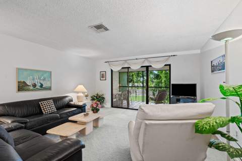 36 Stratford Lane #F, Boynton Beach FL - photo 12 of 53