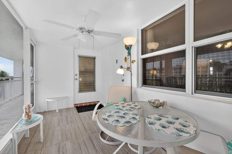 2 bedroom Condominium at 111 Shore Court #301, Shore Club Apts B & C Cond, North Palm Beach — photo 5