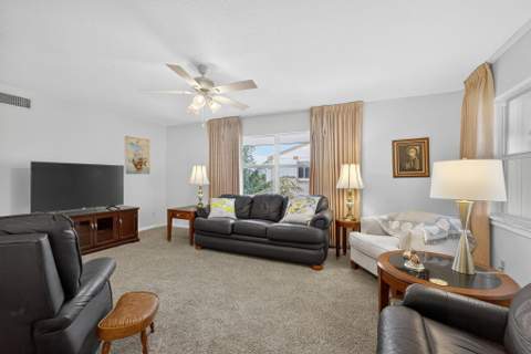 111 Shore Court #301, North Palm Beach FL - photo 17 of 40