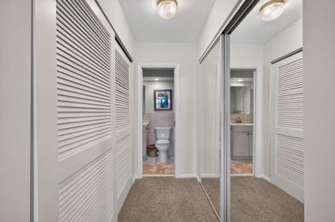 111 Shore Court #301, North Palm Beach FL - photo 21 of 40