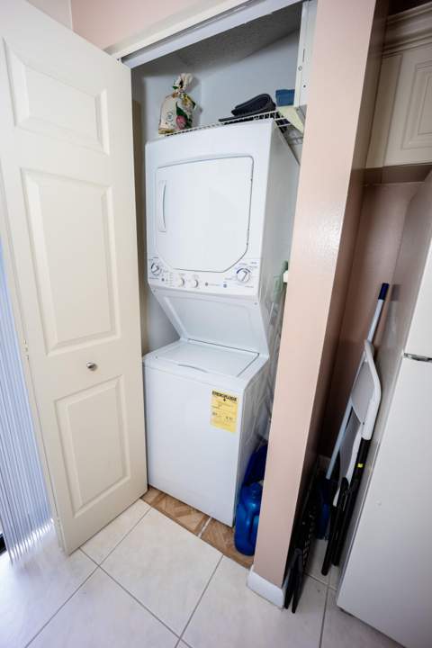 727 Sunny Pine Way #F, Greenacres FL - photo 12 of 38