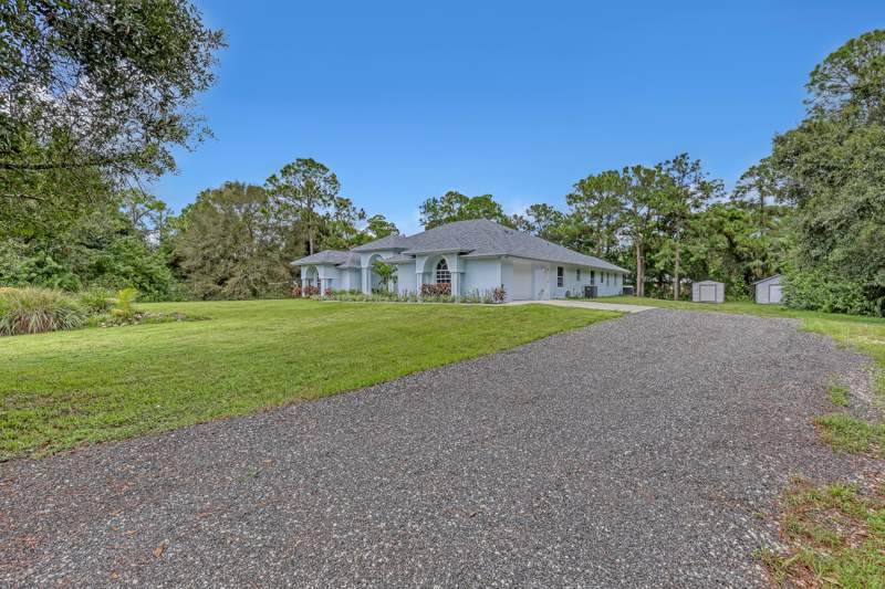 4 bedroom Single Family Residence at 16085 E Secretariat Drive, The Acreage, The Acreage — photo 3