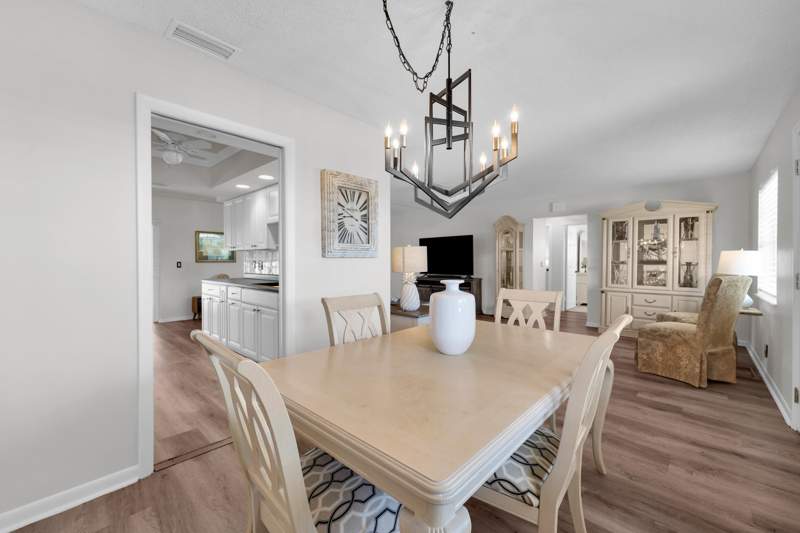 3 bedroom Single Family Residence at 9791 SE Little Club Way, Iroquois Park, Jupiter — photo 5