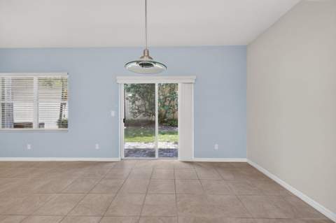 4277 SW Pine Cove Court, Stuart FL - photo 11 of 36