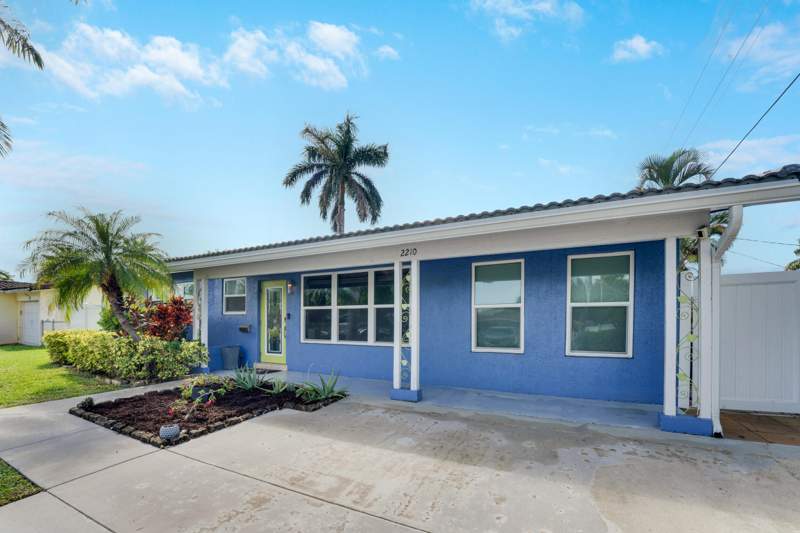 3 bedroom Single Family Residence at 2210 NE 51st Street, Deer-Pomp Estates, Lighthouse Point — photo 2