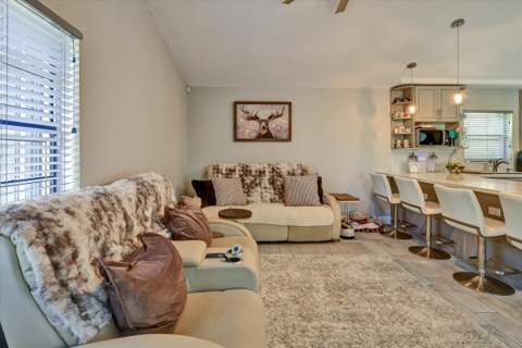 7007 NW 40th Place, Coral Springs FL - photo 19 of 37