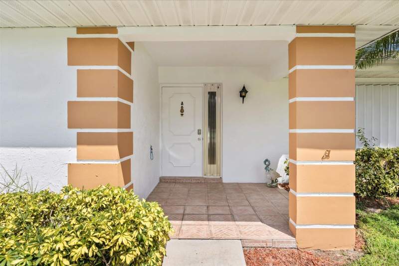 2 bedroom Condominium at 1218 S Lakes End Drive #Apt a, High Point Of Fort Pierce Condominium Section 2, Fort Pierce — photo 4