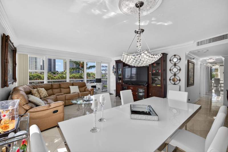 2 bedroom Stock Cooperative at 3300 NE 36th Street #309, Coral Ridge Towers East Co-Op, Fort Lauderdale — photo 5