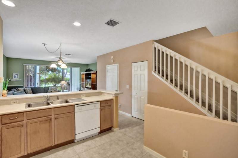 2 bedroom Townhouse at 8055 Bellagio Lane, Melrose Pud Verona Lakes Tr C1, Boynton Beach — photo 5
