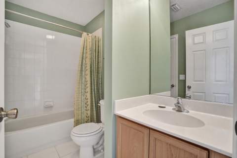 8055 Bellagio Lane, Boynton Beach FL - photo 24 of 47