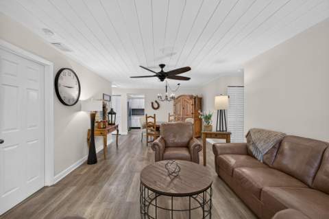 1001 Wingfoot Drive #A, Jupiter FL - photo 13 of 60