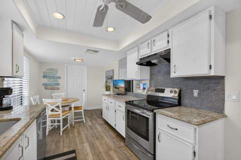 1001 Wingfoot Drive #A, Jupiter FL - photo 17 of 60