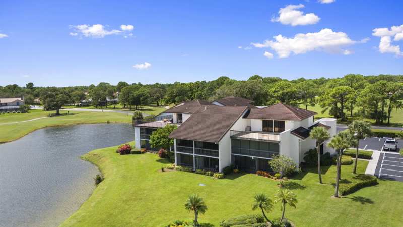 2 bedroom Condominium at 3200 Twin Lakes Terrace #105, Lakeshore Village Of Meadowood Phase 1, Fort Pierce — photo 1