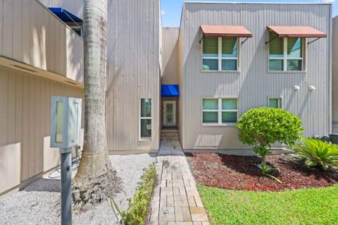 795 Andrews Avenue, Delray Beach FL - photo 9 of 61