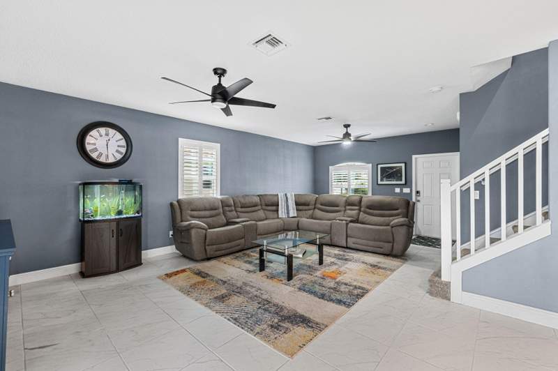 3 bedroom Single Family Residence at 313 Palm Breezes Drive, Morningside Palm Breezes Club Phase 2A, Fort Pierce — photo 5