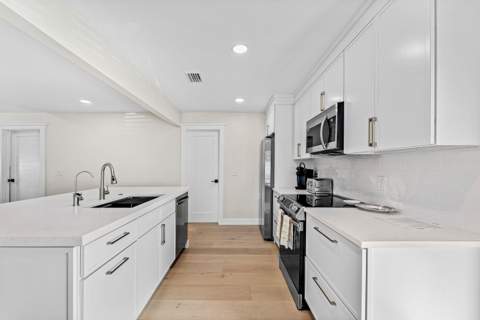 13731 Eastpointe Way, Palm Beach Gardens FL - photo 14 of 45