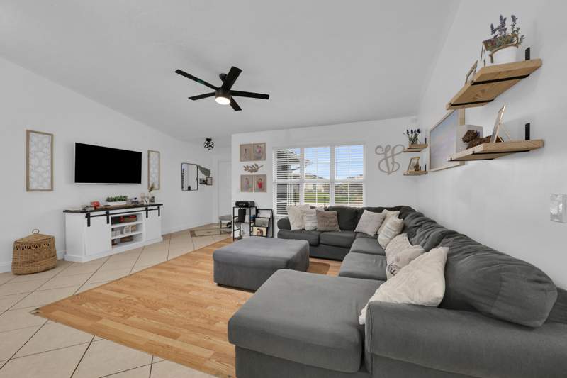 3 bedroom Single Family Residence at 967 SW Sultan Drive, Port St Lucie Section 12, Port St. Lucie — photo 5