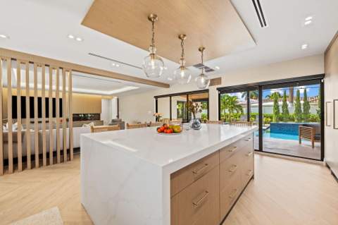 2648 NE 34th Street, Fort Lauderdale FL - photo 8 of 30