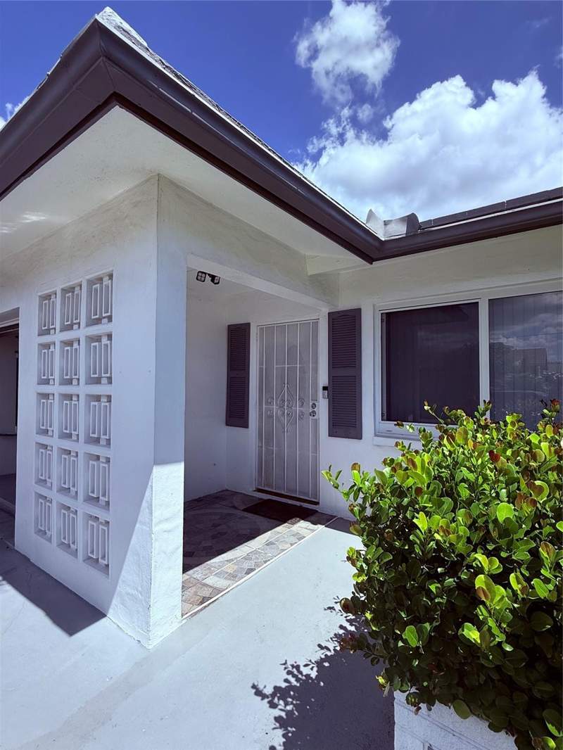 2 bedroom Single Family Residence at 4605 NW 49th Street, Mainlands Of Tamarac Lakes, Tamarac — photo 5