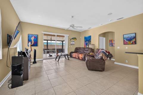 1402 SW Abingdon Avenue, Port St. Lucie FL - photo 18 of 58