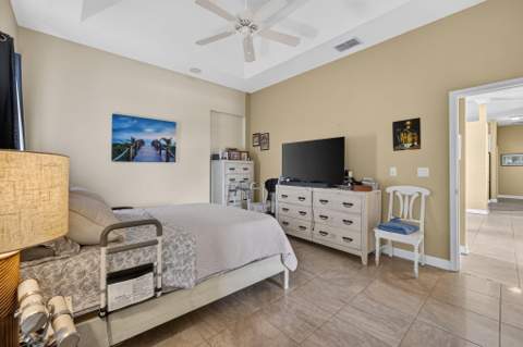 1402 SW Abingdon Avenue, Port St. Lucie FL - photo 21 of 58