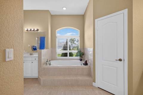 1402 SW Abingdon Avenue, Port St. Lucie FL - photo 24 of 58