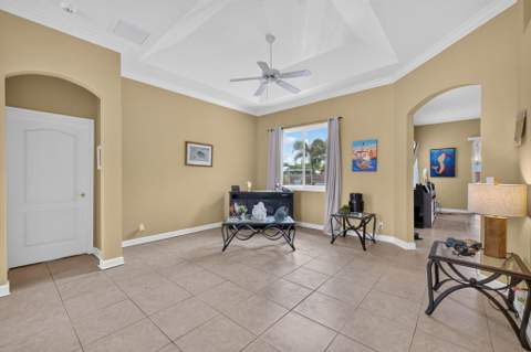 1402 SW Abingdon Avenue, Port St. Lucie FL - photo 7 of 58
