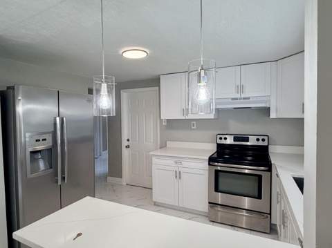 605 NW 9th Avenue, Pompano Beach FL - photo 6 of 15