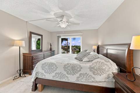 3909 N Ocean Boulevard #410, Fort Lauderdale FL - photo 9 of 22