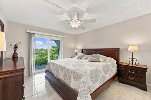 3909 N Ocean Boulevard #410, Fort Lauderdale FL - photo 10 of 22