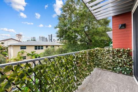 900 NE 4th Street #B4, Fort Lauderdale FL - photo 16 of 35