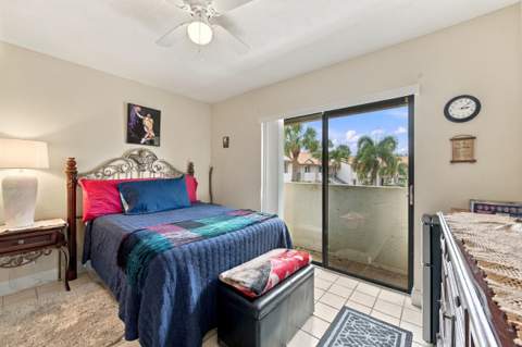 3340 Lucerne Park Drive, Greenacres FL - photo 22 of 28