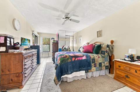 3340 Lucerne Park Drive, Greenacres FL - photo 15 of 28
