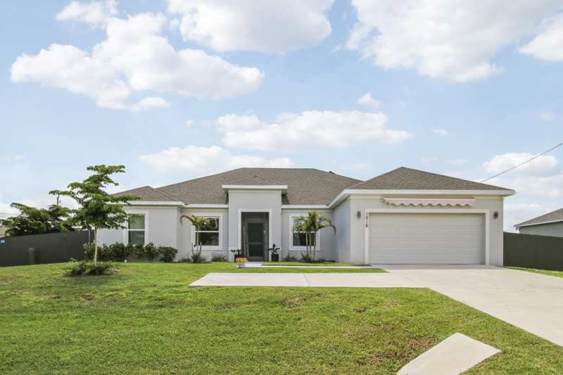 3 bedroom Single Family Residence at 1016 SW Paar Drive, Port St Lucie Section 33, Port St. Lucie — photo 1