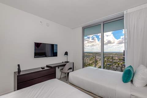 4010 S Ocean Drive #R2404, Hollywood FL - photo 13 of 28