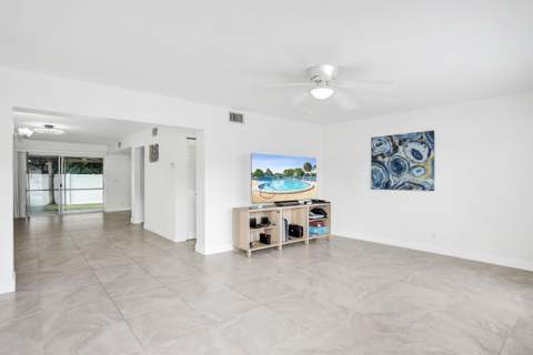 8091 NW 12th Street #H, Margate FL - photo 10 of 40