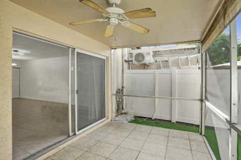 8091 NW 12th Street #H, Margate FL - photo 19 of 40