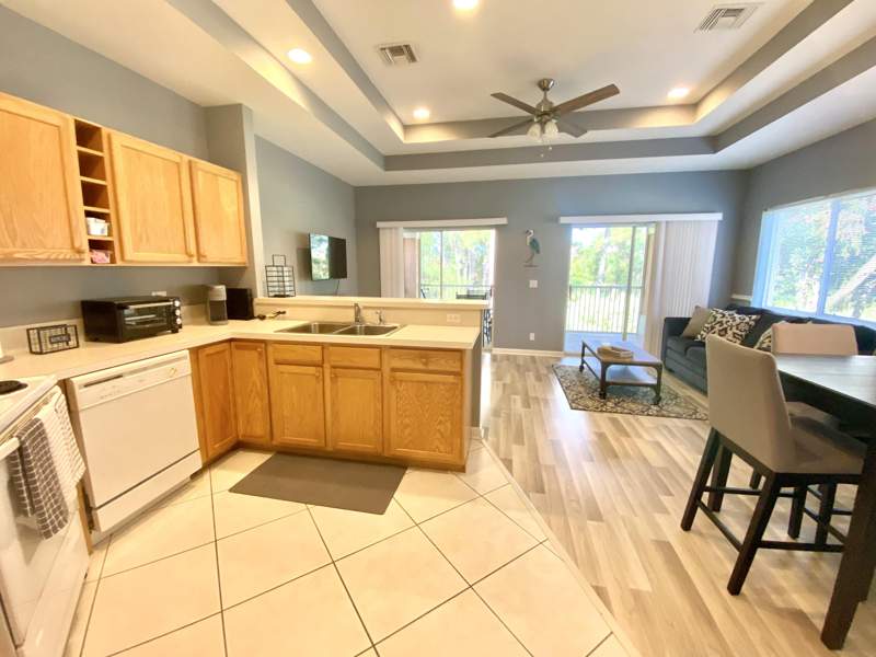 2 bedroom Condominium at 8379 Mulligan Circle #4524, Castle Pines Condominium, Port St. Lucie — photo 3