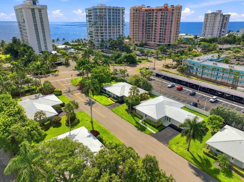 2 bedroom Stock Cooperative at 1431 S Ocean Boulevard #Unit 28, Palm Club Co-Op, Pompano Beach — photo 2
