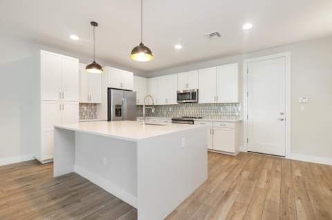 3764 Lambert Avenue, West Palm Beach FL - photo 9 of 25