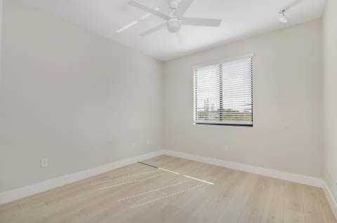 3764 Lambert Avenue, West Palm Beach FL - photo 18 of 25