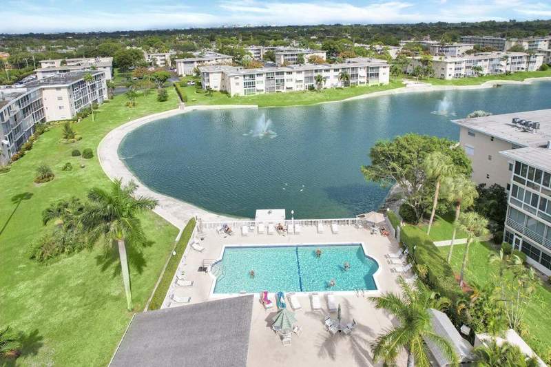 2 bedroom Condominium at 2566 Garden Drive, Lake Clarke Gardens Condo 19, Lake Worth Beach — photo 5