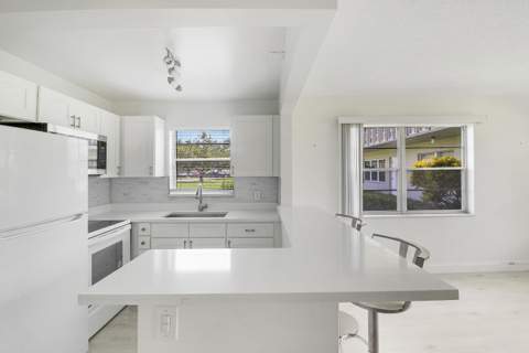 288 Northampton #O, West Palm Beach FL - photo 12 of 30
